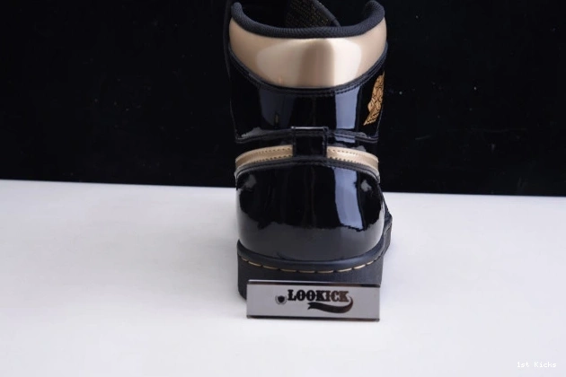 1st Kicks BLACK (2020) HIGH AIR JORDAN GOLD RETRO 555088-032 1 METALLIC 0730